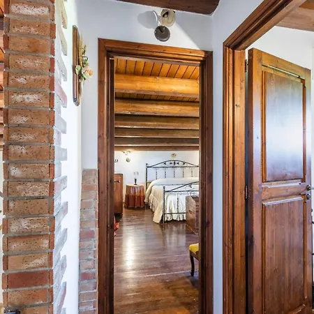 Suq With Pool, Parking & Wifi Holiday home