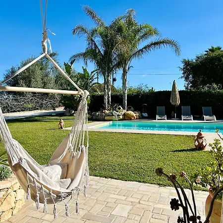 Holiday home Suq With Pool, Parking & Wifi Noto
